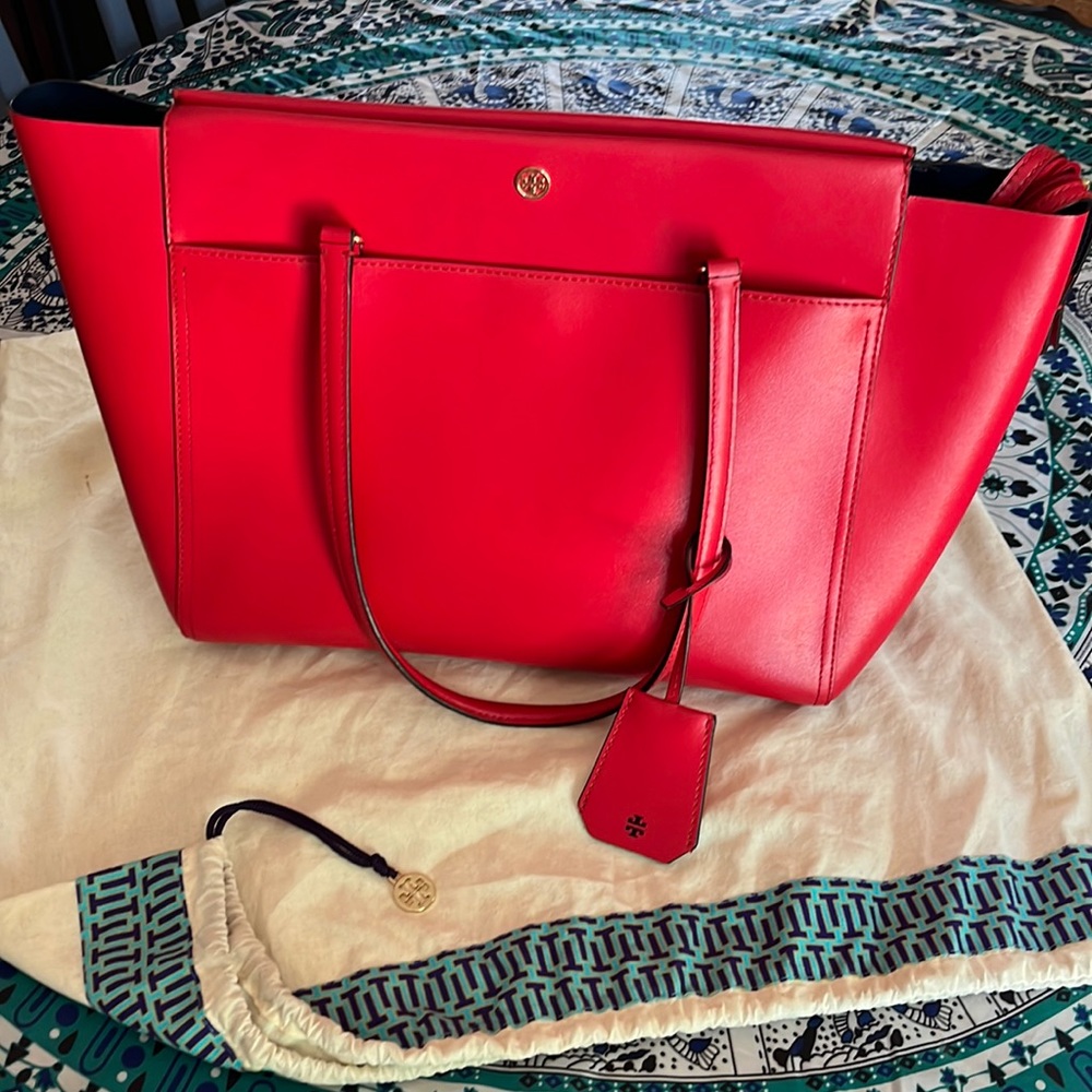 Tori Burch Red leather tote bag